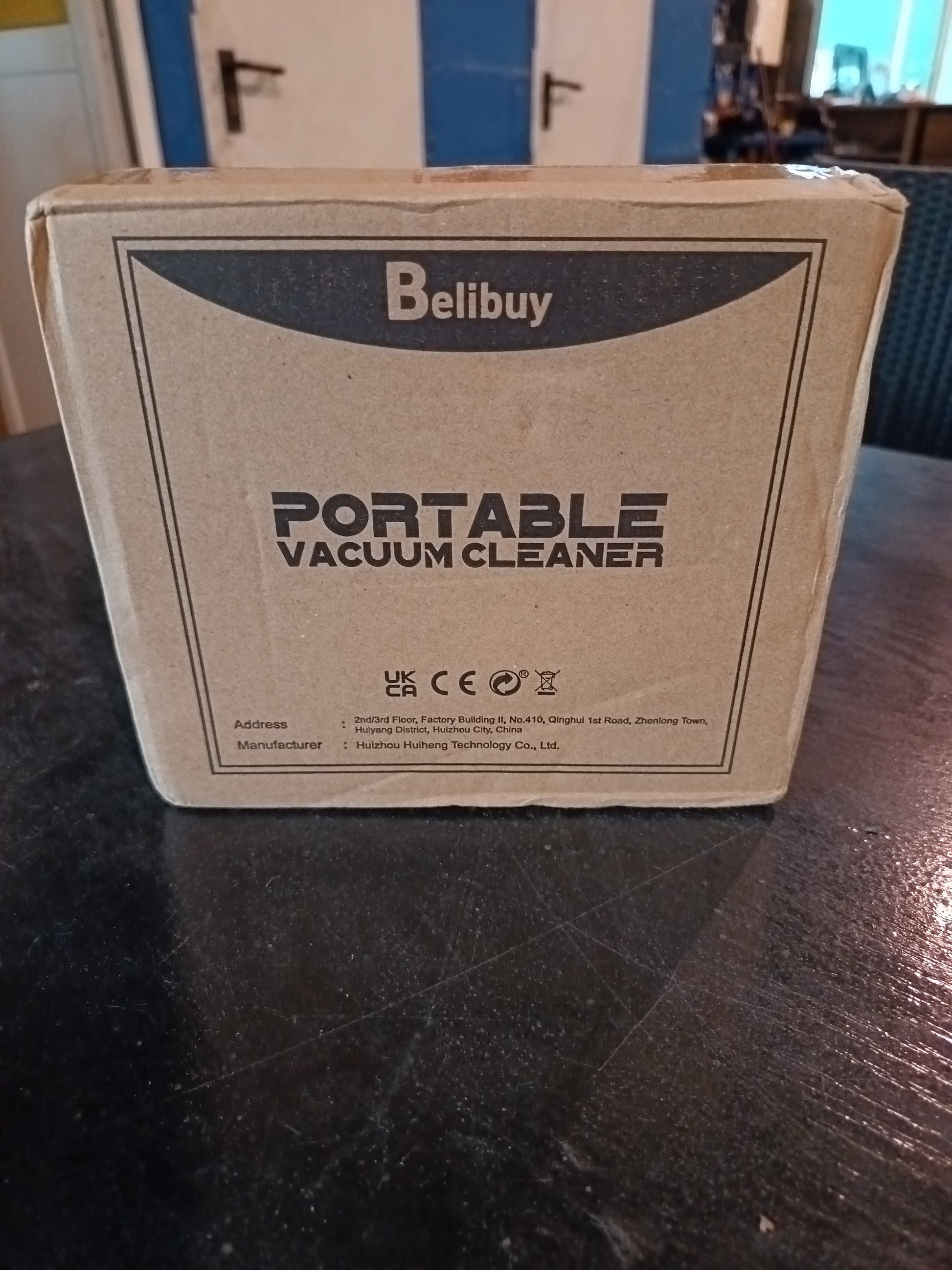 Portable vacuum cleaner