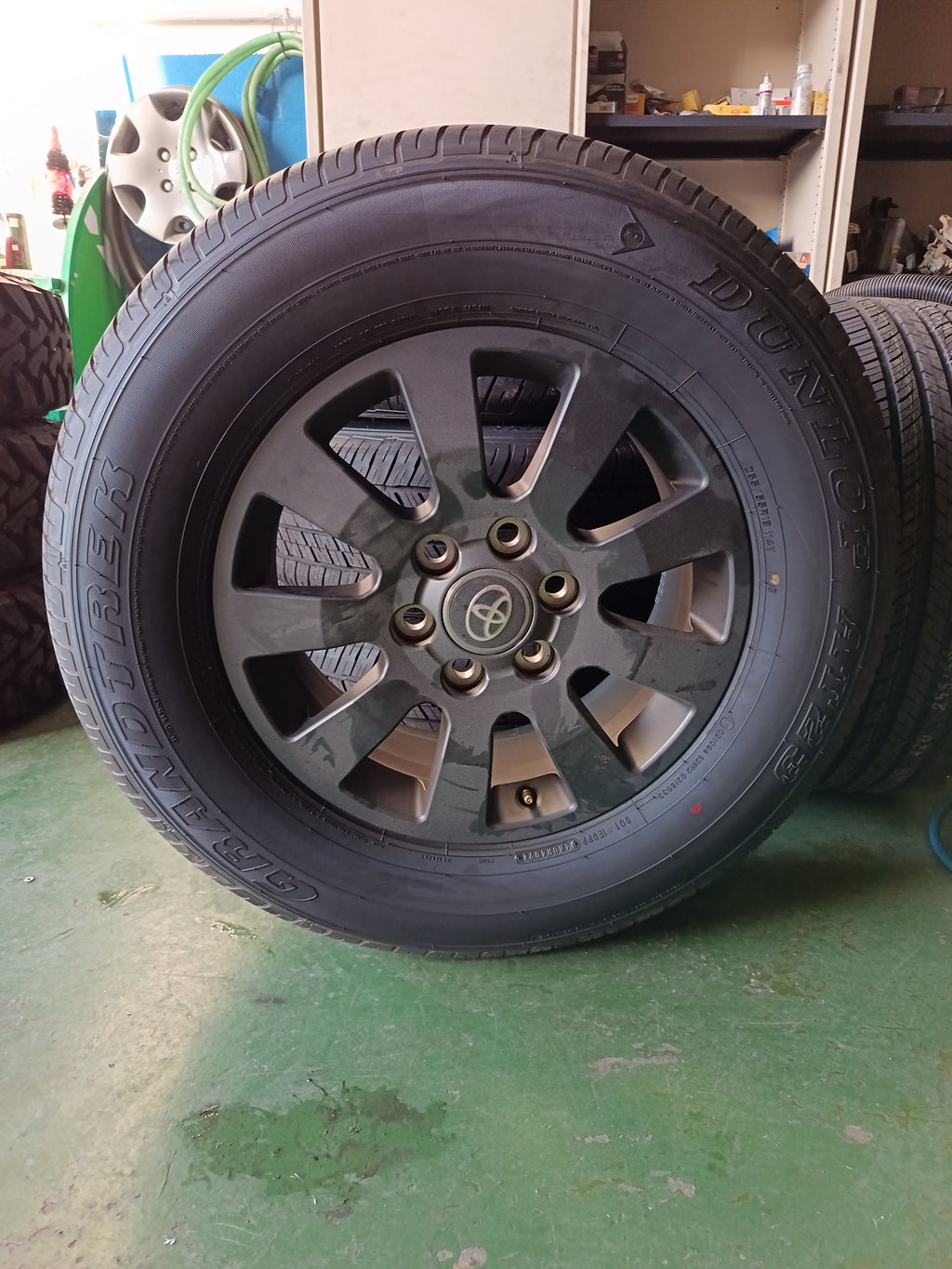 Juego de ruedas completas para Toyota land Cruiser 2025