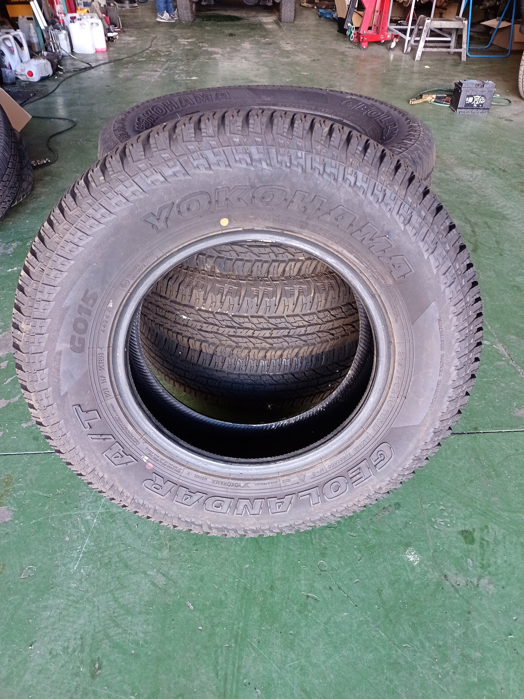 Juego de neumáticos YOKOHAMA